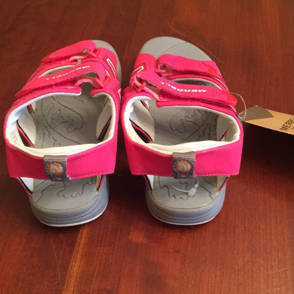 New with Tags Merrell water shoes - Picture 3 of 5